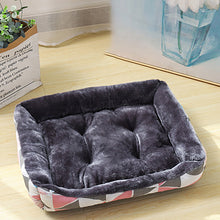 Warm Printed Pet Bed – All Sizes