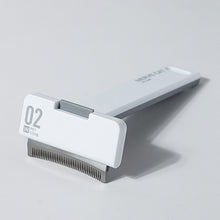 Floating Head Pet Grooming Deshedder